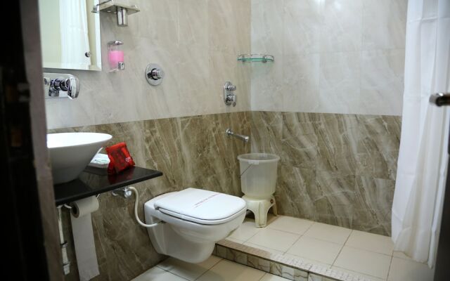 OYO 982 Hotel Royal Park