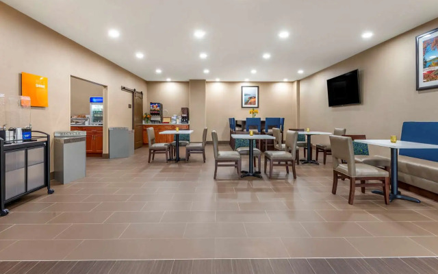 Comfort Inn Brewster