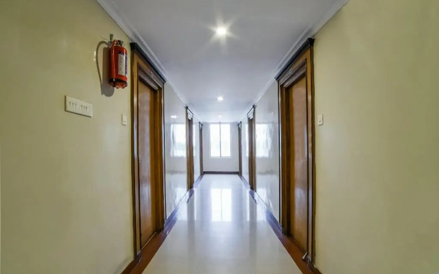OYO 15752 KBR Residency