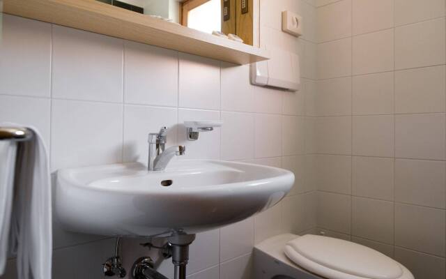 Apartments Lores