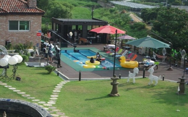 Gapyeong Min House Pension