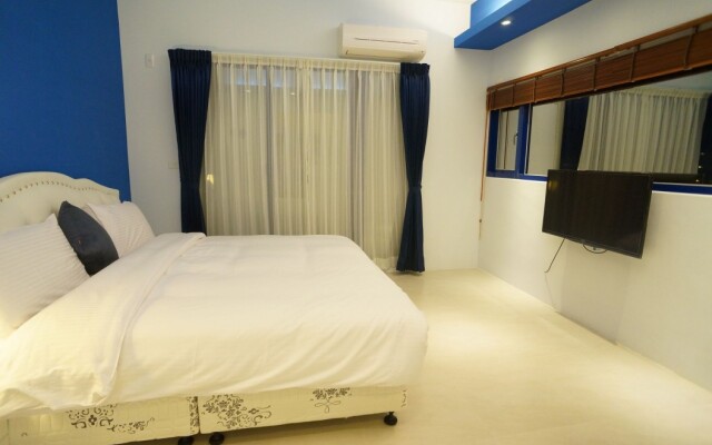 Qixingtan Xinghai B&B