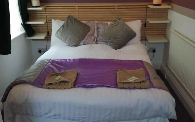 The Garnett Hotel