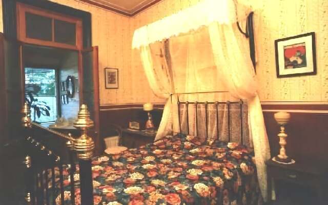 Sirens Bed & Breakfast