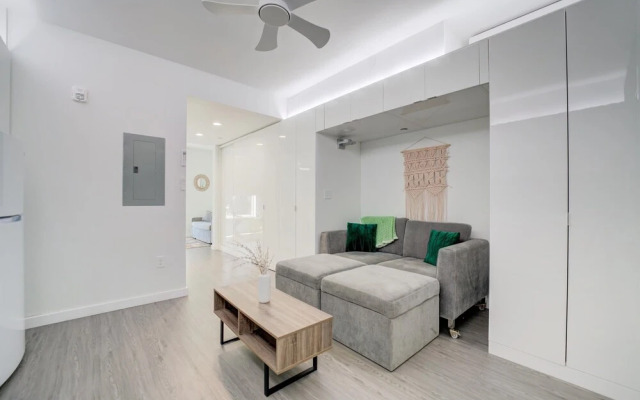 FRONTDESK Tremont Oaks Micro Apts Cleveland