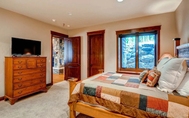 White Cloud Home #487