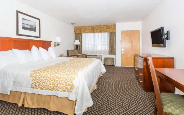 Days Inn By Wyndham Kimball
