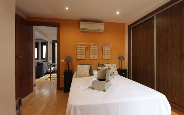 Apartamentos Adelfas