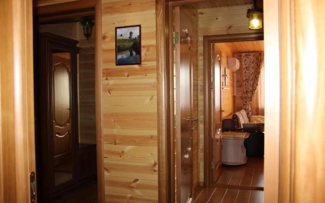 U Kremlya Guest House