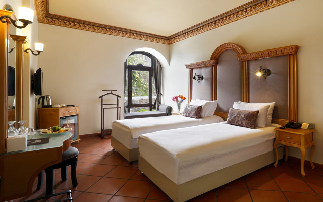 Sultanahmet Palace Hotel