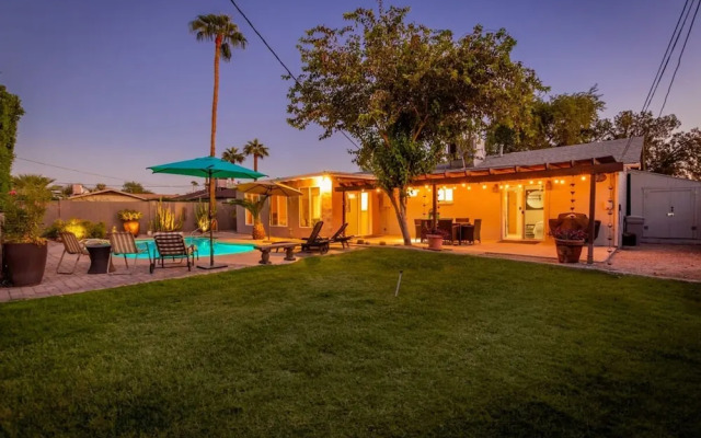 Sunset ASU Private Pool Updated Kitchen Baths