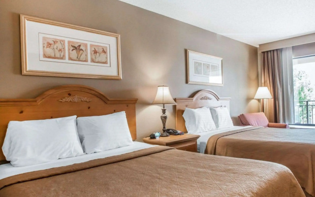 Quality Inn US65 & E. Battlefield Rd. Springfield