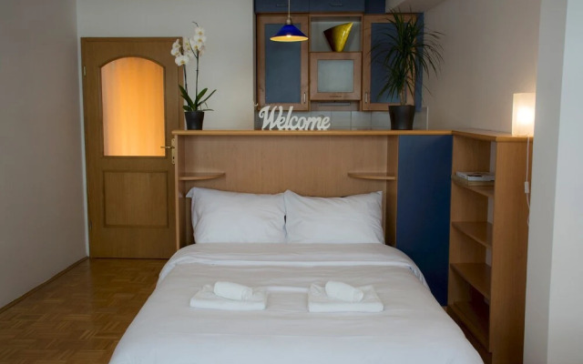 Swallow's Nest in the Old Town Center