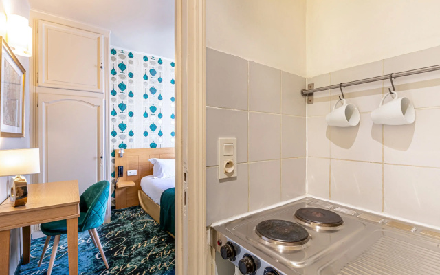 Hotel Romance Malesherbes by Patrick Hayat