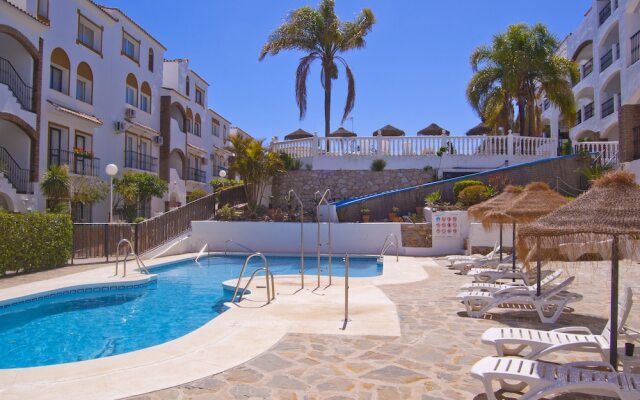 Spacious 2 Bed Apartment in Calahonda