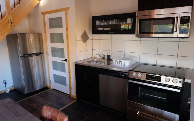 Red Cariboo Apartments