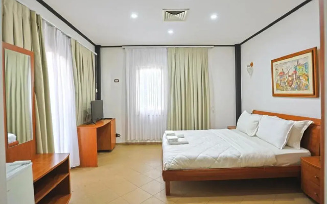 Kastrati Hotel