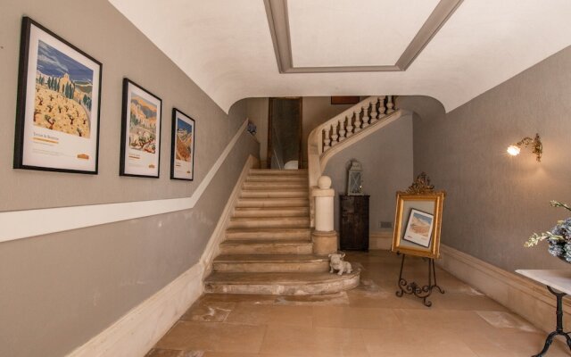 Chateau Terre Blanche