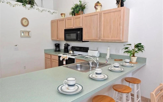 Lake View House 4 Bedroom