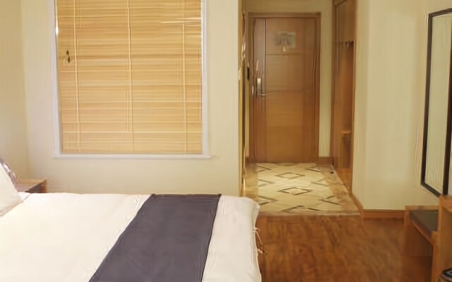 V Yeginn Hotel