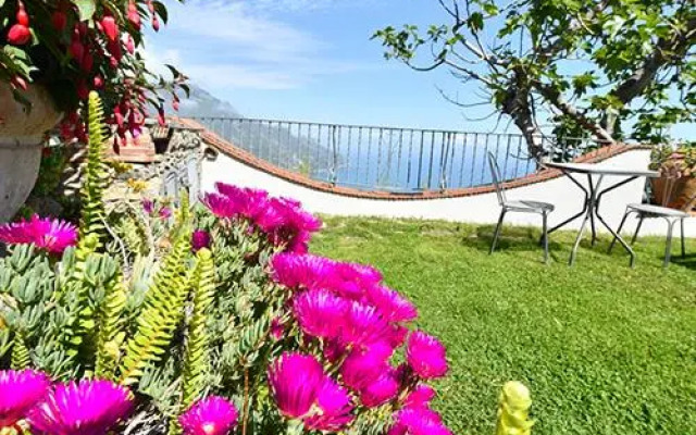 La Casarella seaview apartments