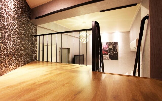 Zip Hotel