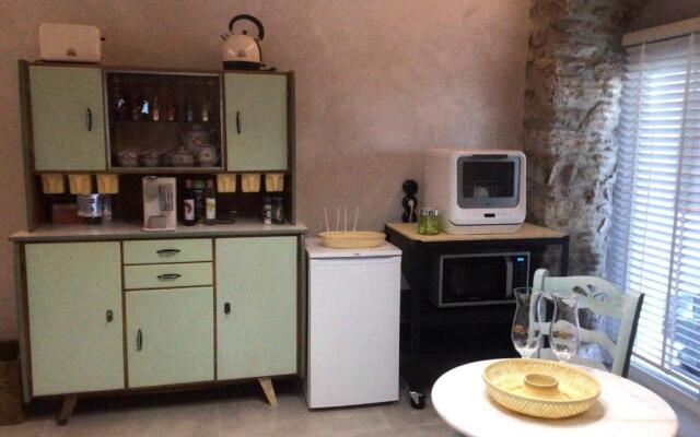 Laryssiou Suite