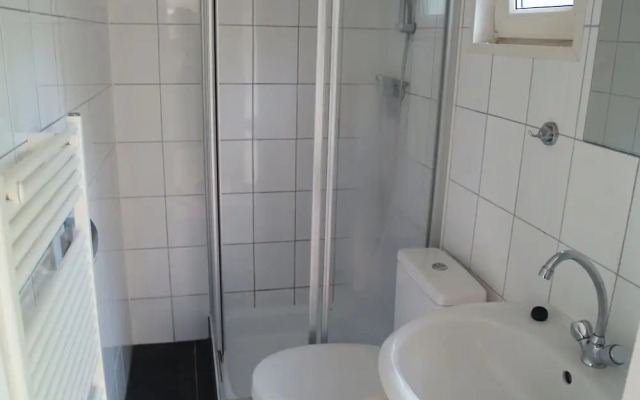 Detached Chalet With Garden and Wifi in Limburg