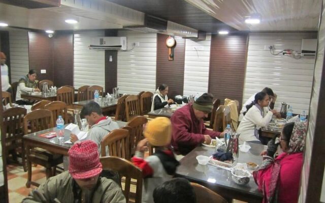 Hotel Akbar Sonamarg