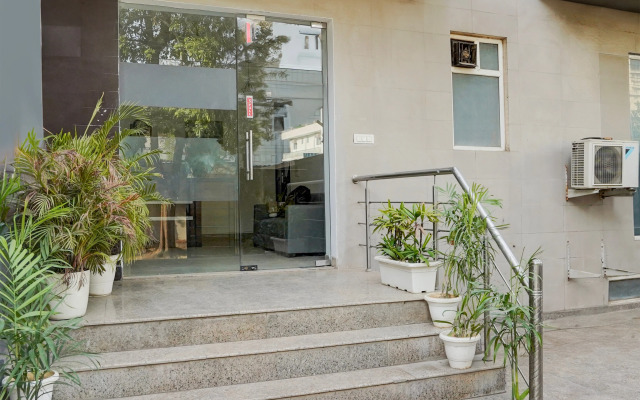 Super Townhouse Sector 53 Golf Course Road