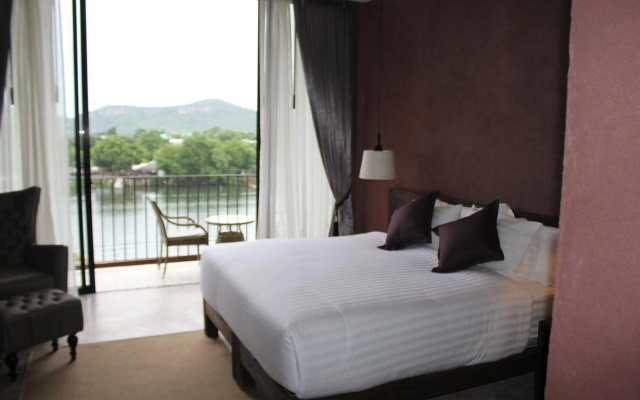 The Glory River Kwai Hotel – Guest Rooms – Kanchanaburi