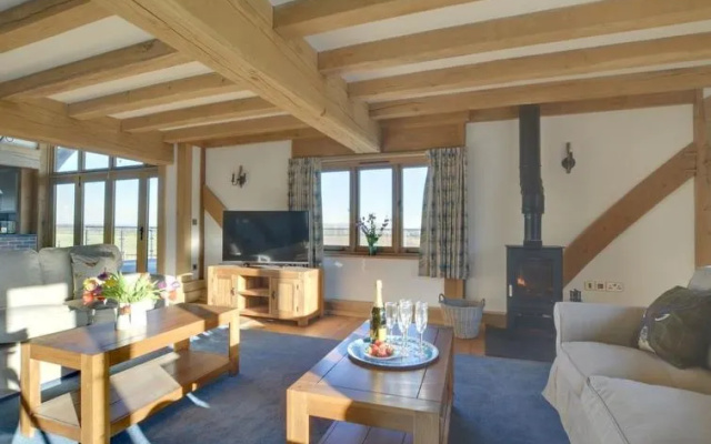 Holiday Home Oxney Barn
