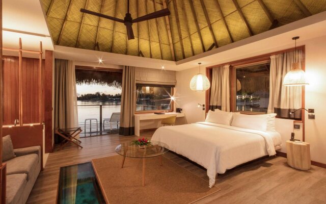 Tahiti Ia Ora Beach Resort
