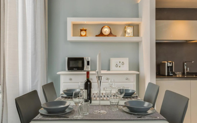 Cherubini Palace Thematic Apartment