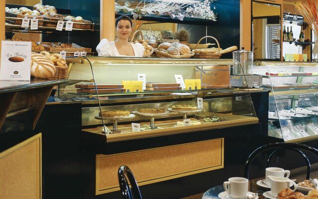 Pullman Bucharest World Trade Center Hotel