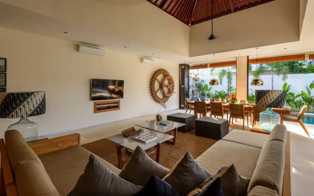 Villa The Maya