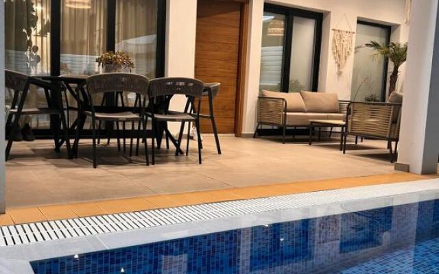 Chrystal Blue Suites 2 Bedroom Villa with private pool VASILIKI
