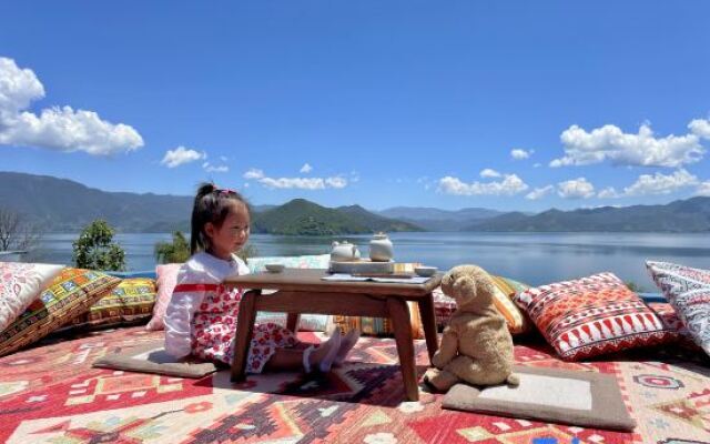 Wuhu Liangsu Inn (Daluoshui Wharf)