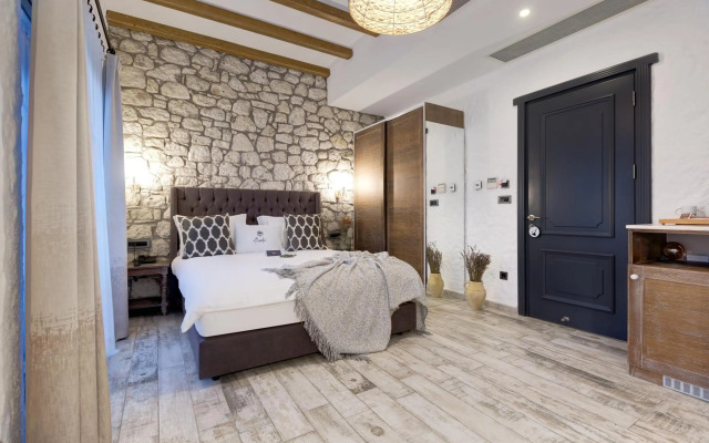 Alachi Hotel
