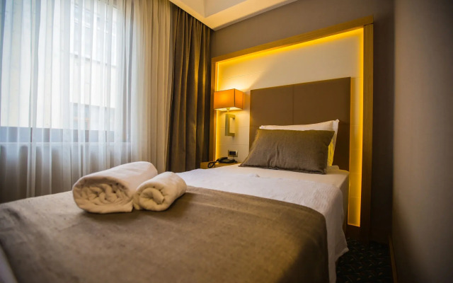 Blue Sea Hotel