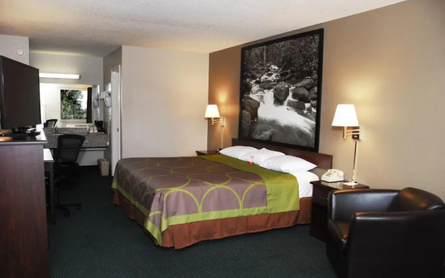 Super 8 Chattanooga Ooltewah