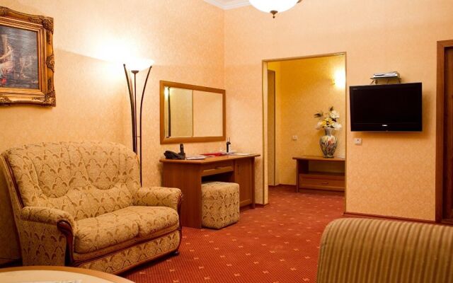 Diplomat Club Hotel