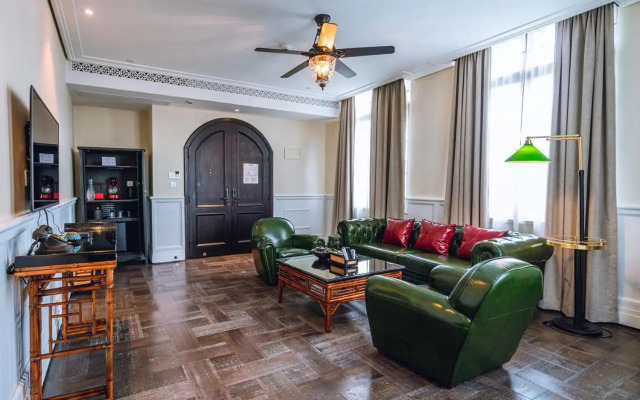 Guangzhou Nansha Stone Inn