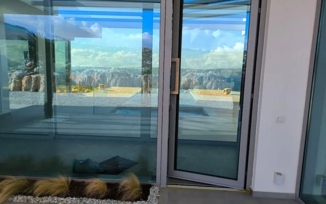 Ici - you are Here - Breathtaking View