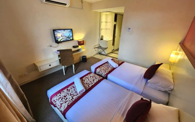 Grand Puteri Hotel