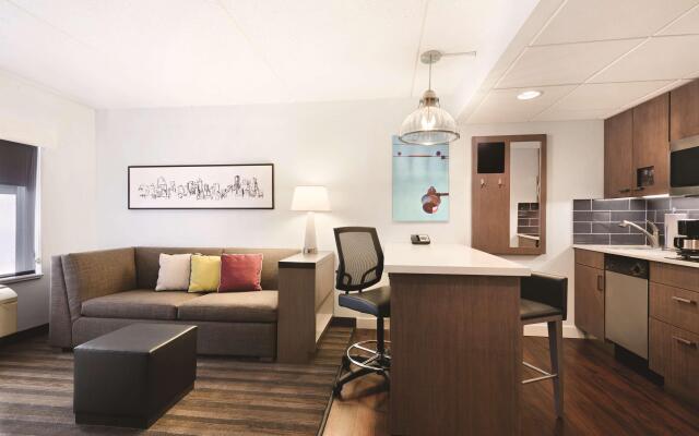 CLT Sky Suites