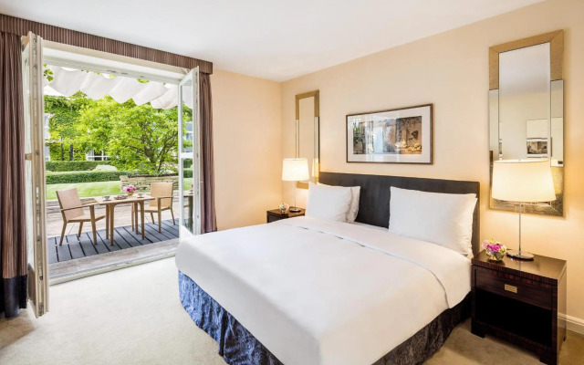 Mandarin Oriental, Prague