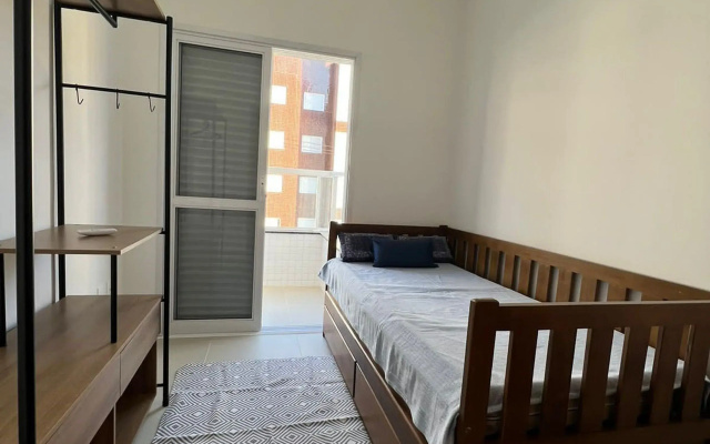 Apto Novo c/ Ar e Piscina  Toninhas Ubatuba