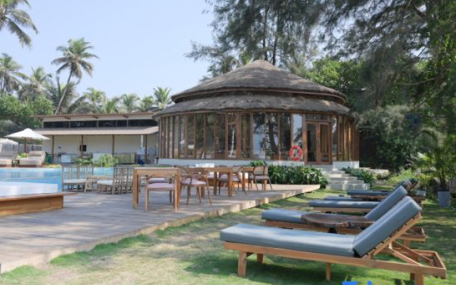 Отель Anemos Boutique Living and Spa