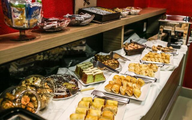 Tri Hotel Smart Criciuma